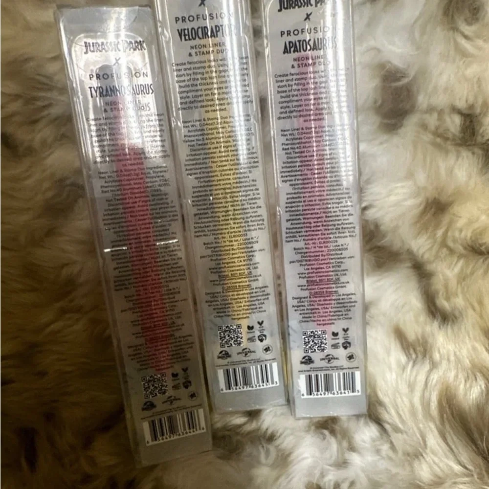 Profusion Cosmetics Pink and Yellow Eyeliner